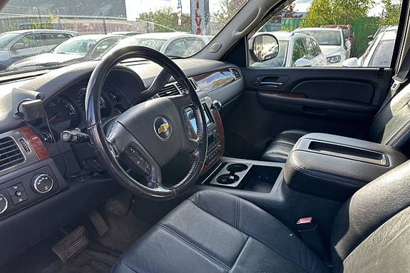 Chevrolet Tahoe 13 of 26