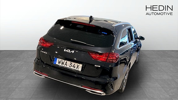 Kia Ceed 2 of 12