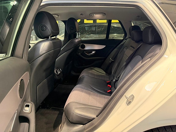 Mercedes-Benz C220 d 21 of 29