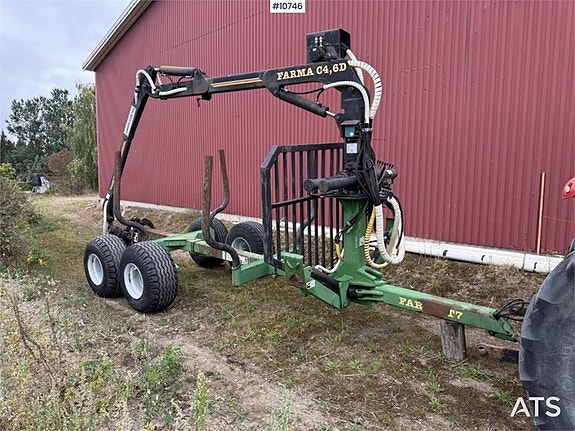 Skogsvagn Farma CT 4,6-7 med kran (79,000:- ex moms)