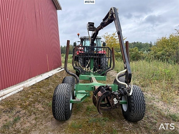 Skogsvagn Farma CT 4,6-7 med kran (79,000:- ex moms) 3 of 21