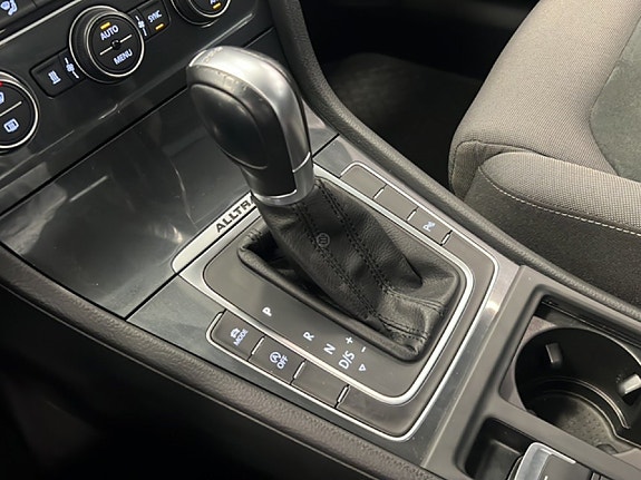 Volkswagen Golf Alltrack 15 of 20