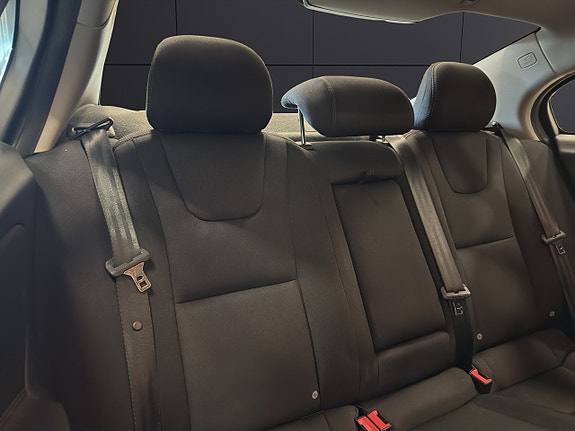 Volvo S60 12 of 23