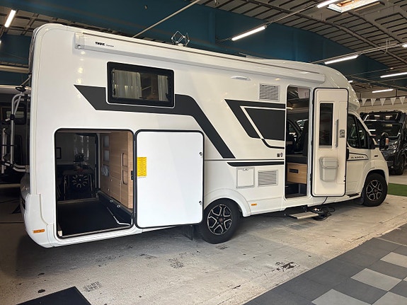 Adria MATRIX 670SL 2 of 12