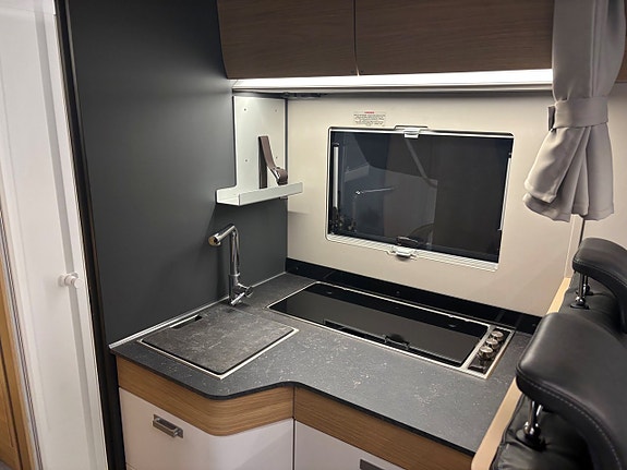 Adria MATRIX 670SL 4 of 12