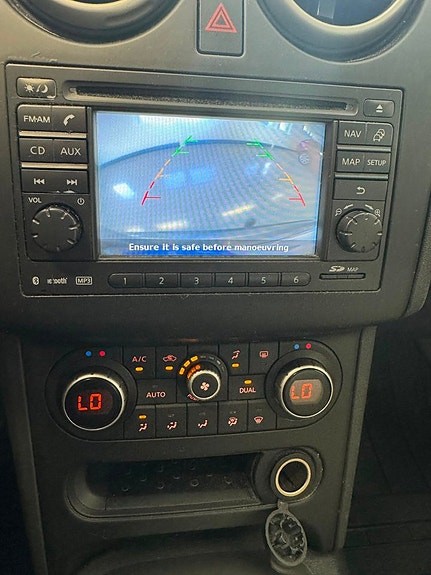 Nissan NV300 8 of 13