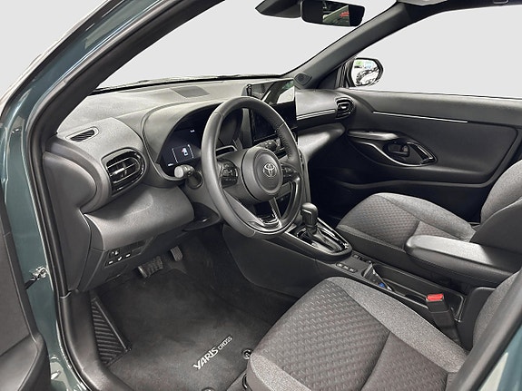 Toyota Yaris Cross 10 of 13