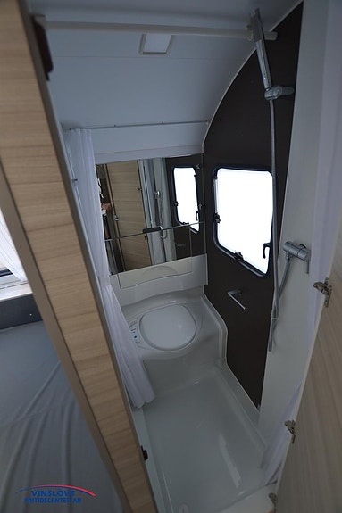 Adria Altea 432 PX 8 of 9