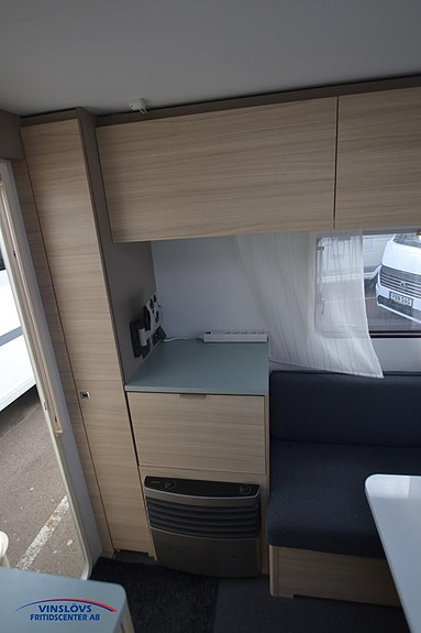 Adria Altea 432 PX 4 of 9