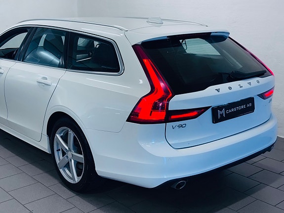 Volvo V90 16 of 17