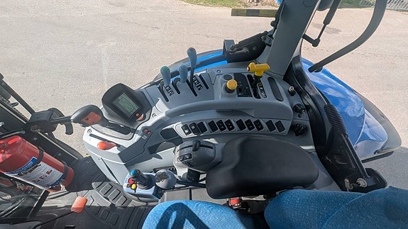 New Holland T6020 EC, FL, Trima 3.0 11 of 12