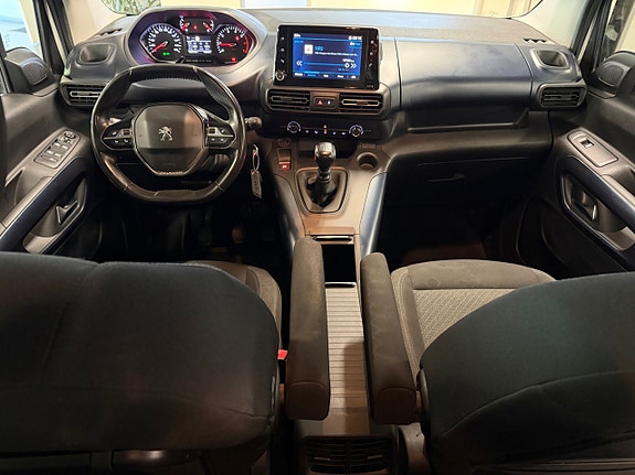Peugeot Rifter 8 of 14