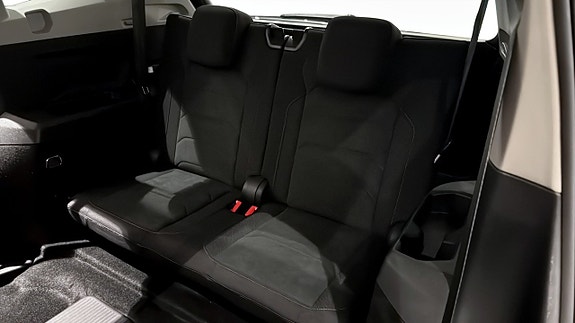 Volkswagen Tiguan Allspace 21 of 26