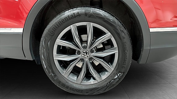 Volkswagen Tiguan Allspace 6 of 26