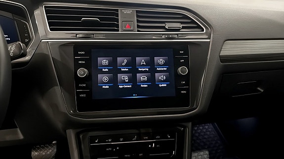 Volkswagen Tiguan Allspace 9 of 26