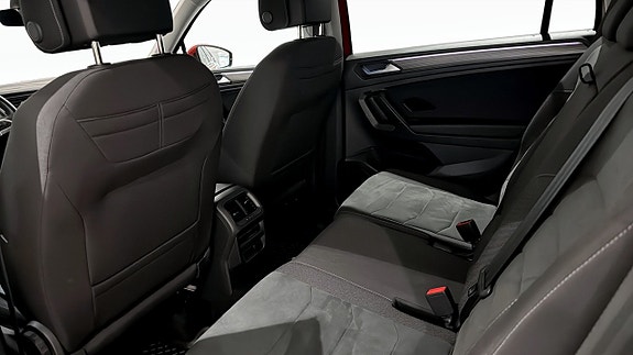 Volkswagen Tiguan Allspace 12 of 26
