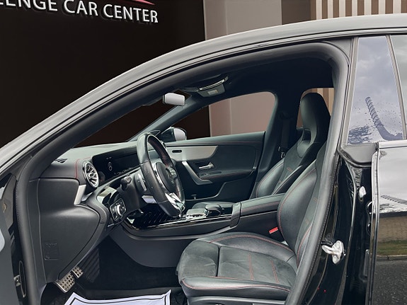 Mercedes-Benz CLA220 9 of 20