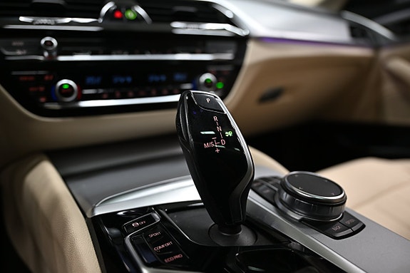 BMW 520d 24 of 30