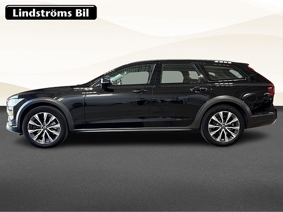 Volvo V90 Cross Country 6 of 19