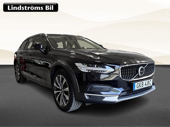 Volvo V90 Cross Country 3 of 19