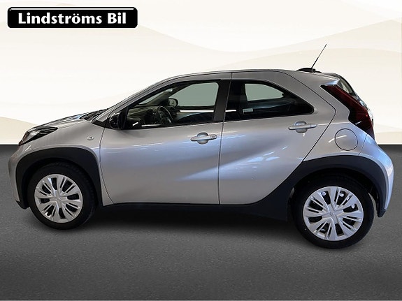 Toyota Aygo X 6 of 19
