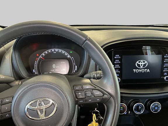 Toyota Aygo X 12 of 19
