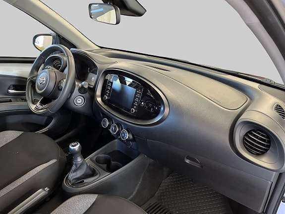 Toyota Aygo X 10 of 19