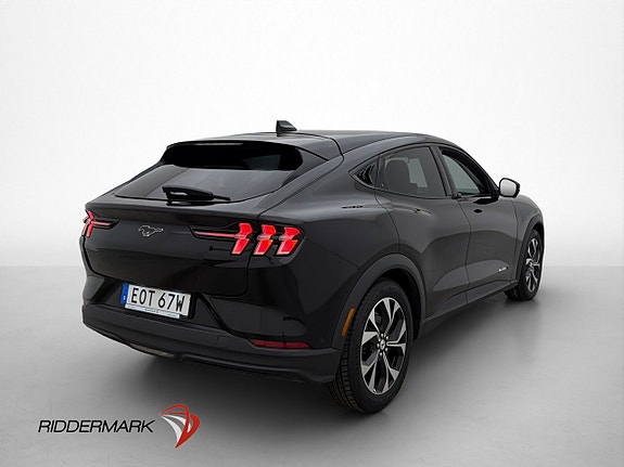Ford Mustang Mach-E 9 of 30
