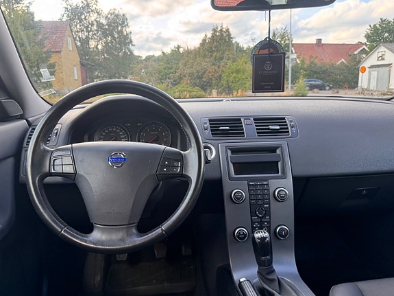 Volvo V50 9 of 11