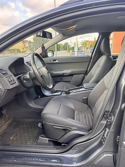Volvo V50 10 of 11