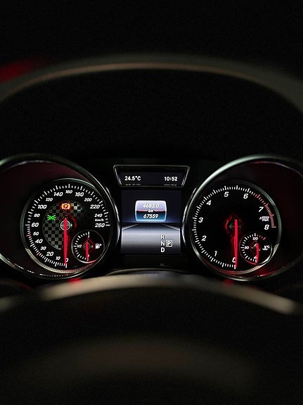 Mercedes-Benz GLE450 12 of 19