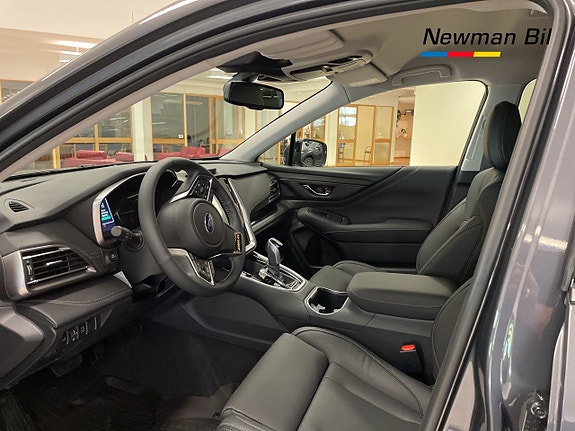 Subaru Outback 8 of 14