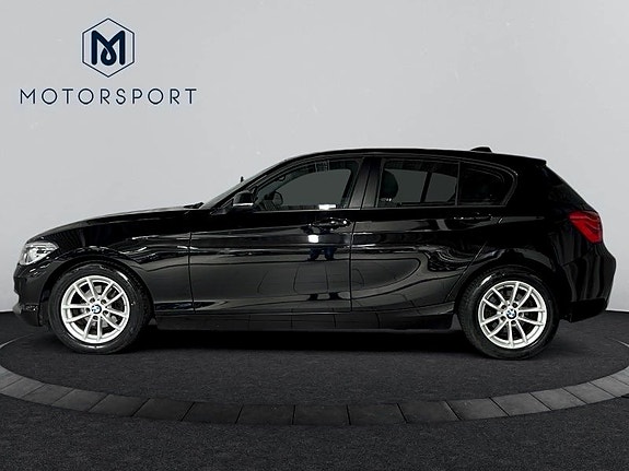 BMW 118i 2 of 20