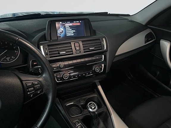 BMW 118i 10 of 20