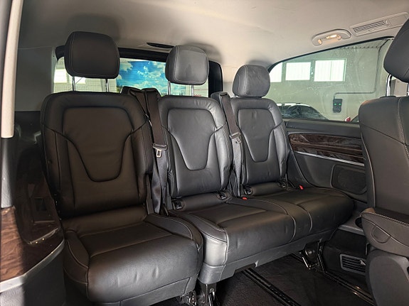 Mercedes-Benz V250 d 7 of 15