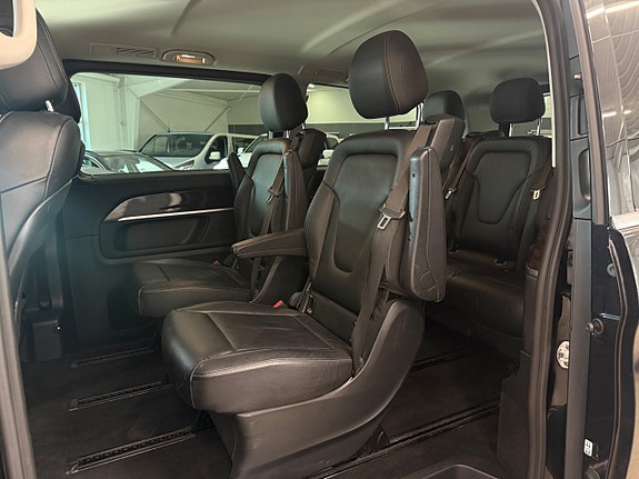 Mercedes-Benz V250 d 8 of 15