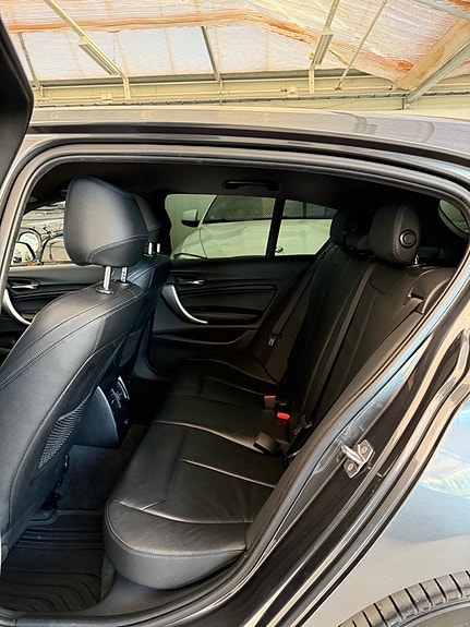 BMW 118i 7 of 10