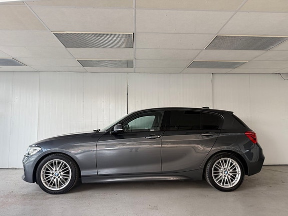 BMW 118i 2 of 10