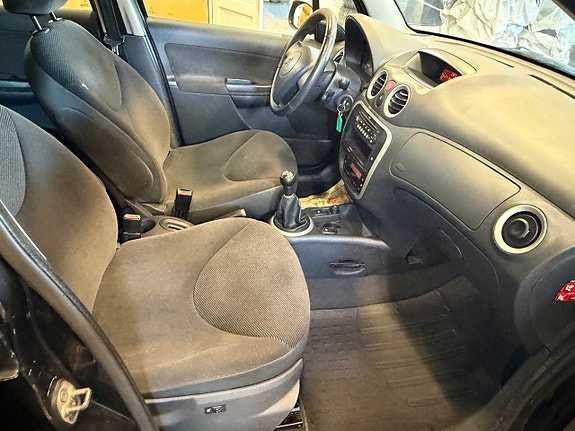 Citroen C3 8 of 12