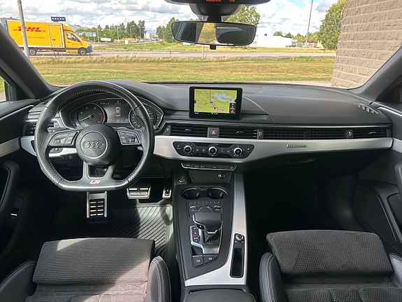 Audi A4 6 of 18