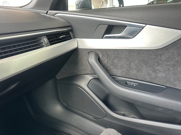 Audi A4 16 of 18