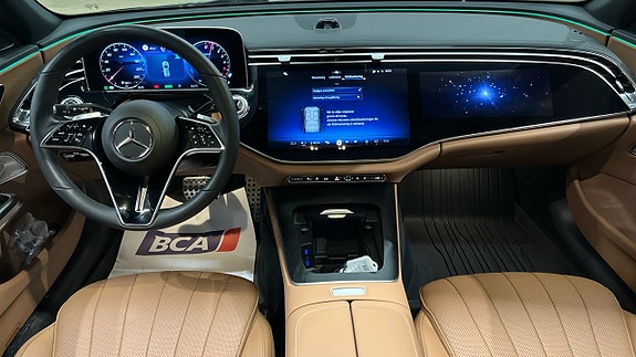 Mercedes-Benz E300 de 22 of 22