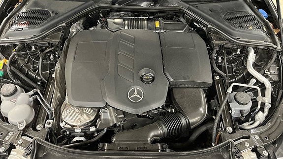 Mercedes-Benz E300 de 7 of 22
