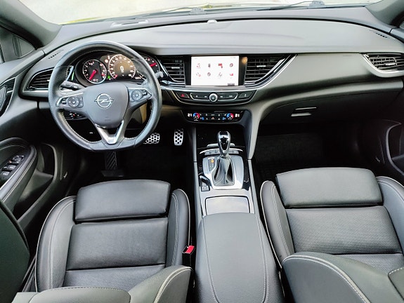 Opel Insignia 7 of 18