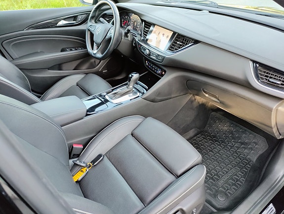 Opel Insignia 9 of 18