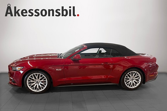 Ford Mustang 2 of 11
