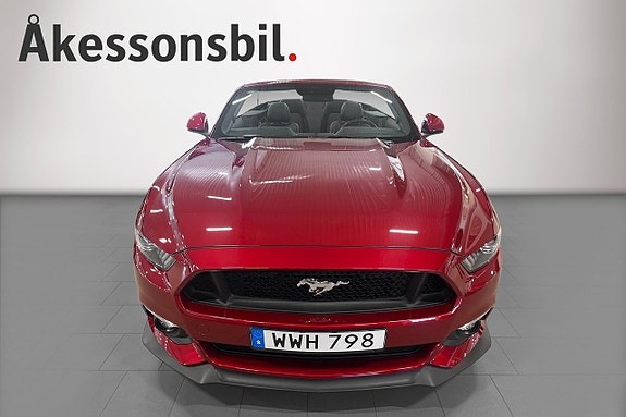 Ford Mustang 4 of 11