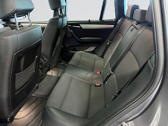 BMW X3 13 of 24