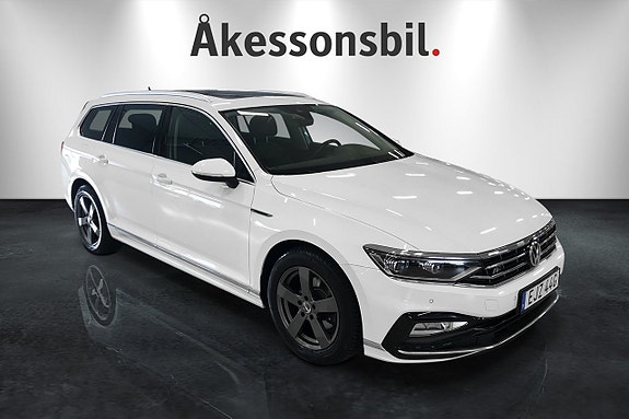 Volkswagen Passat 3 of 12