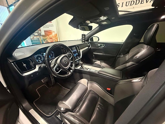 Volvo V60 14 of 30